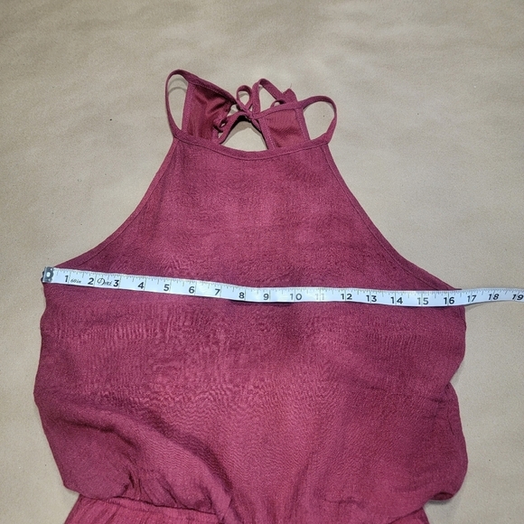 Wishlist Size M Wine / Burgundy Sleeveless, Open Back, Crepe Shorts Romper - Picture 8 of 15